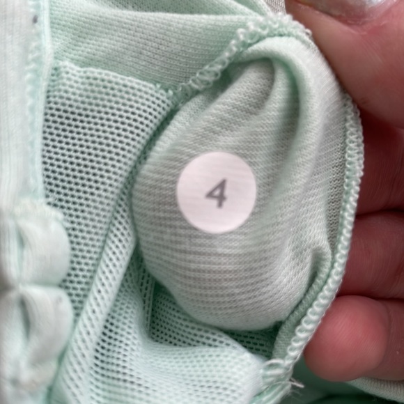 Lululemon Flow Y Tank - Picture 4 of 4